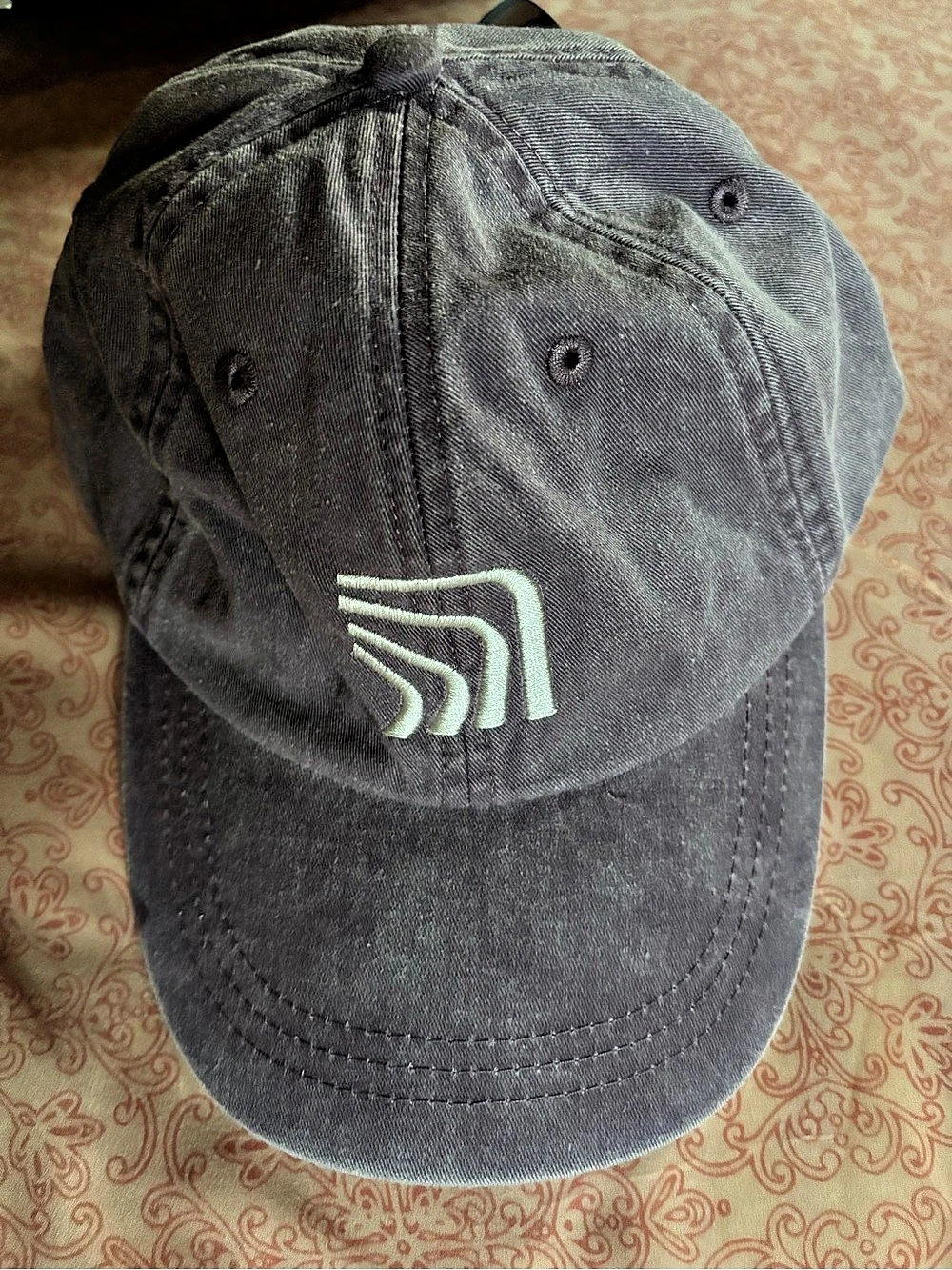 Adams Wild Plum Cool-Crown Cap. Plum Color, New With Tags.